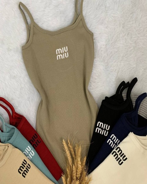  تاپ دوبنده گلدوزی‌دار 