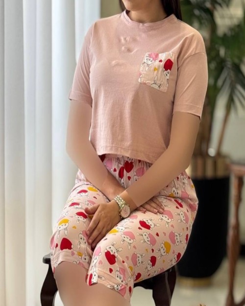  ست کراپ و شلوار برمودا مشخصات