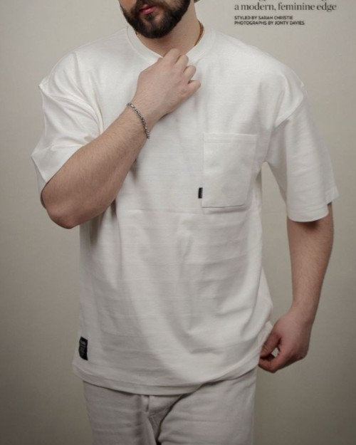  تیشرت یقه گرد تک جیب پارچه خاص برجسته 