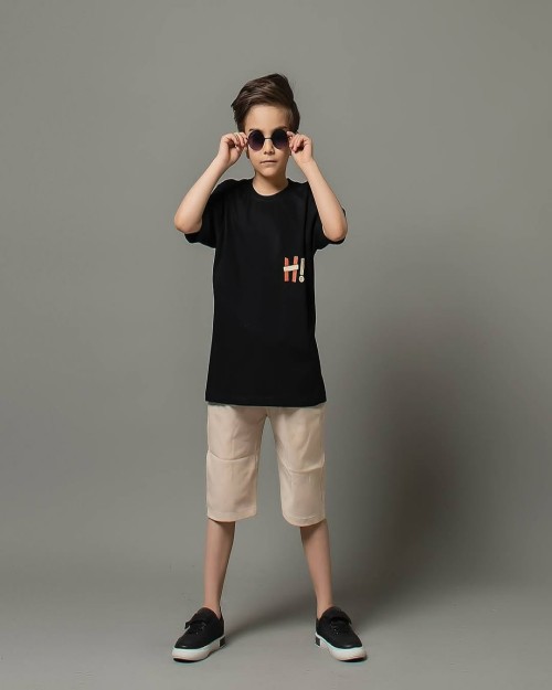  ست پسرانه تیشرت و شلوارک طرح hi mr مشخصات